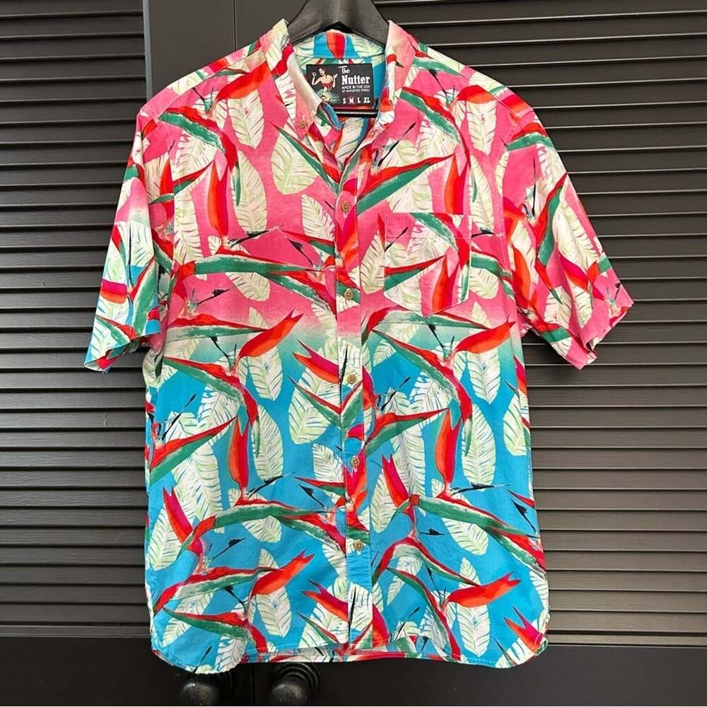 Chubbies The Nutter Men’s Tropical Casual Button Down Shirt, Size Medium